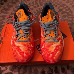Kobe 8 “Extraterrestrial”